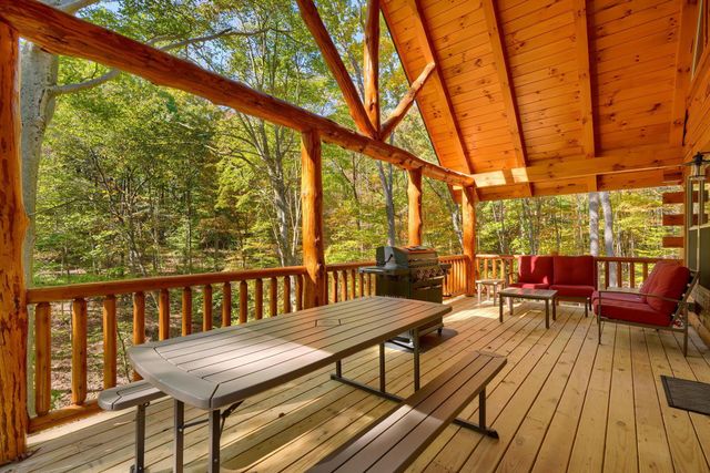 8301 Voris Road, Logan, OH 43138