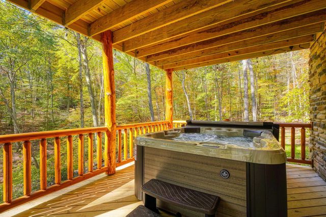 8301 Voris Road, Logan, OH 43138