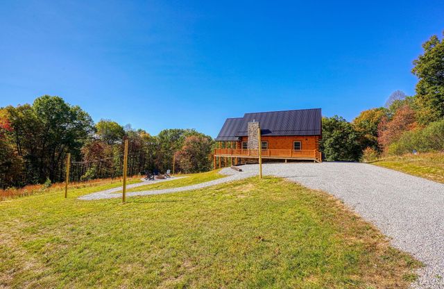 8301 Voris Road, Logan, OH 43138