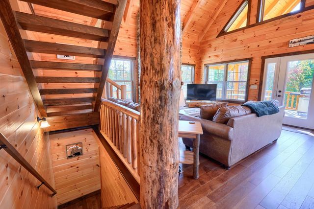 8301 Voris Road, Logan, OH 43138