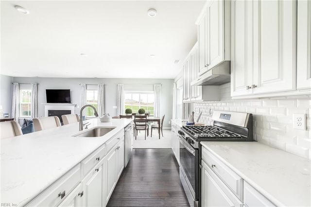 318 Watermans WAY, Poquoson, VA 23662