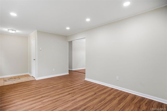 3 Aspen Road, Mastic Beach, NY 11951