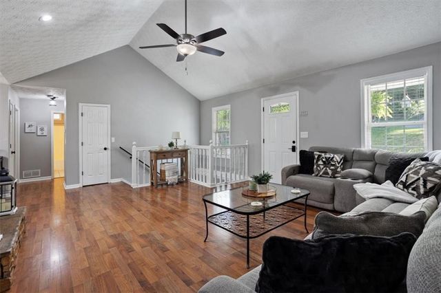 208 Timberline Drive, Jasper, GA 30143