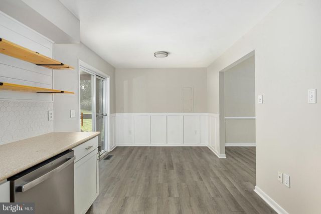 7014 SHARON RD, Fredericksburg, VA 22407