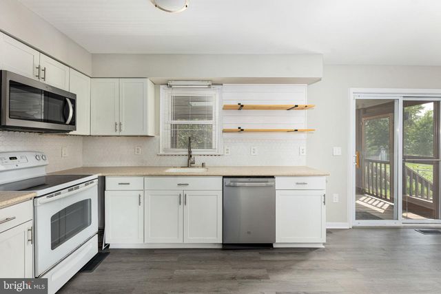 7014 SHARON RD, Fredericksburg, VA 22407