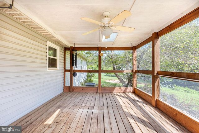 7014 SHARON RD, Fredericksburg, VA 22407