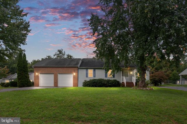 7014 SHARON RD, Fredericksburg, VA 22407