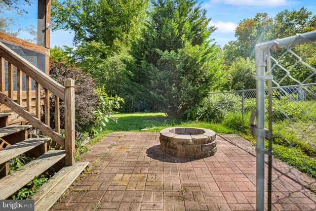 7014 SHARON RD, Fredericksburg, VA 22407