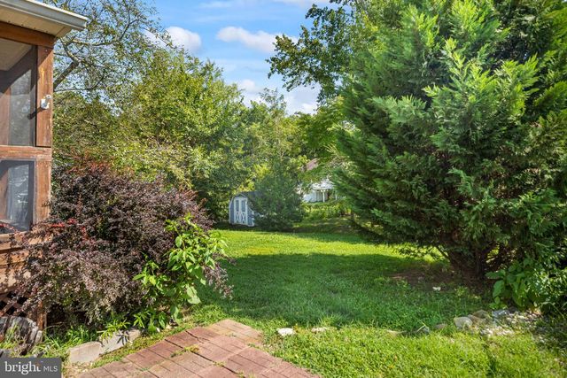 7014 SHARON RD, Fredericksburg, VA 22407