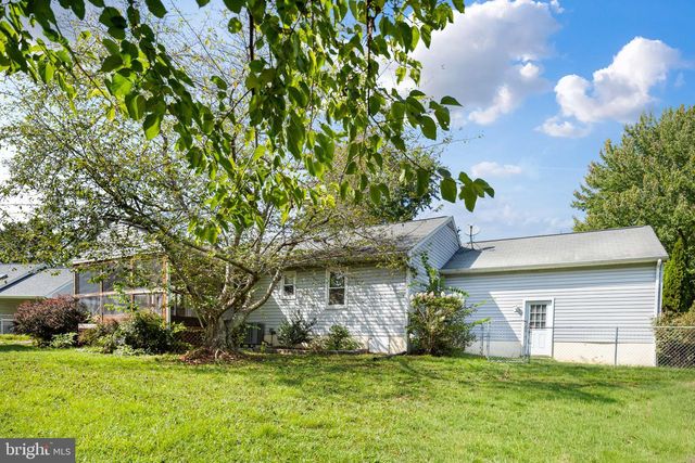 7014 SHARON RD, Fredericksburg, VA 22407