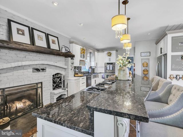 25 THOMAS SHILLING CT, Upperco, MD 21155