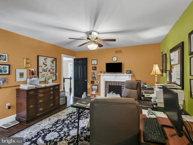 25 THOMAS SHILLING CT, Upperco, MD 21155