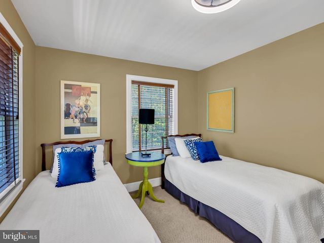 25 THOMAS SHILLING CT, Upperco, MD 21155