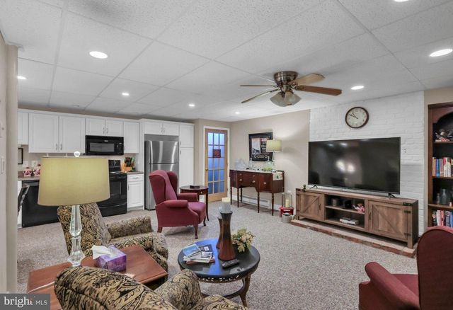 25 THOMAS SHILLING CT, Upperco, MD 21155
