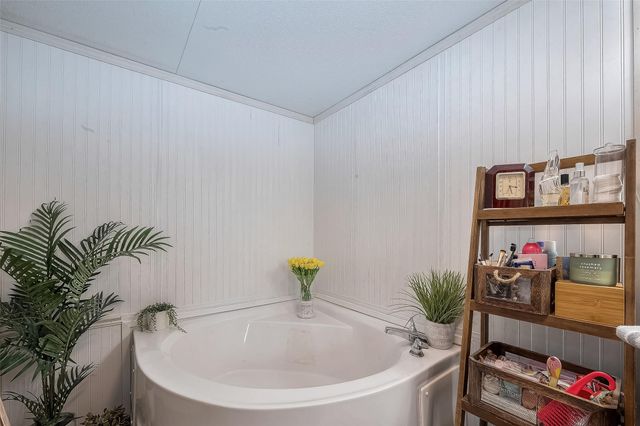 736 Road 7000, Cleveland, TX 77327