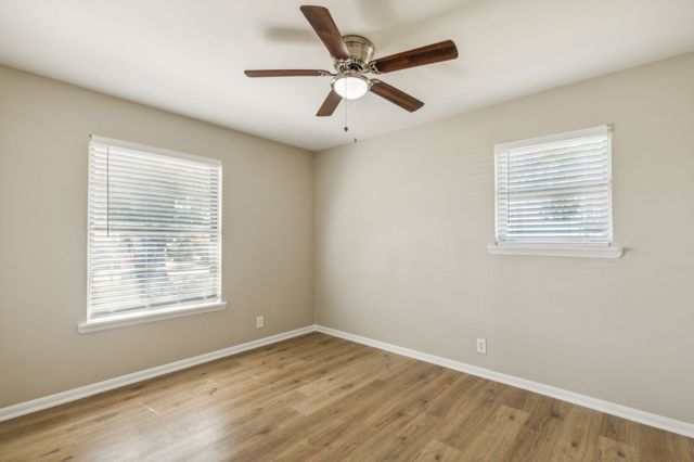 805 La Salle Drive, Sherman, TX 75090