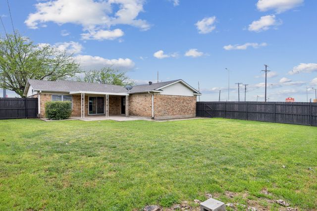805 La Salle Drive, Sherman, TX 75090