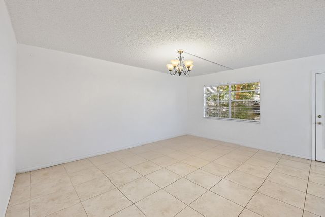 869 S Flanders S S, Delray Beach, FL 33484