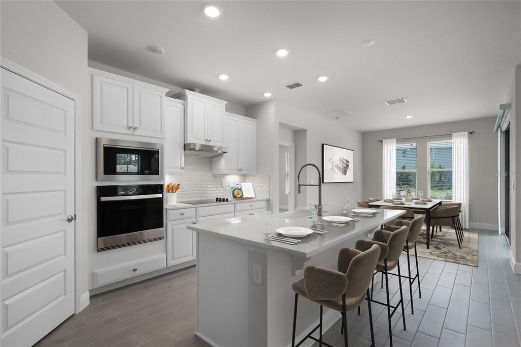 Image 2 of property listing at 18029 CIDER MILL LANE, Winter Garden, FL 34787