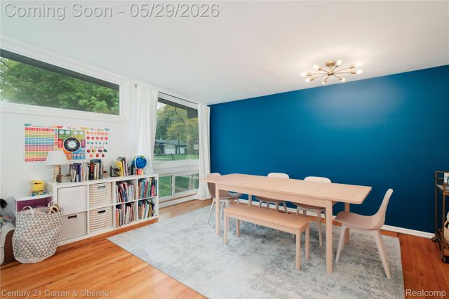 23592 Plumbrooke Drive, Southfield, MI 48075