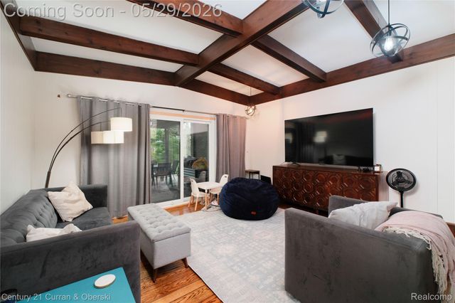 23592 Plumbrooke Drive, Southfield, MI 48075