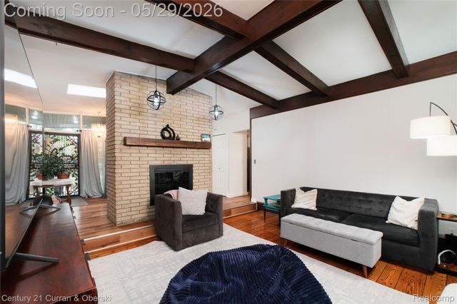 23592 Plumbrooke Drive, Southfield, MI 48075