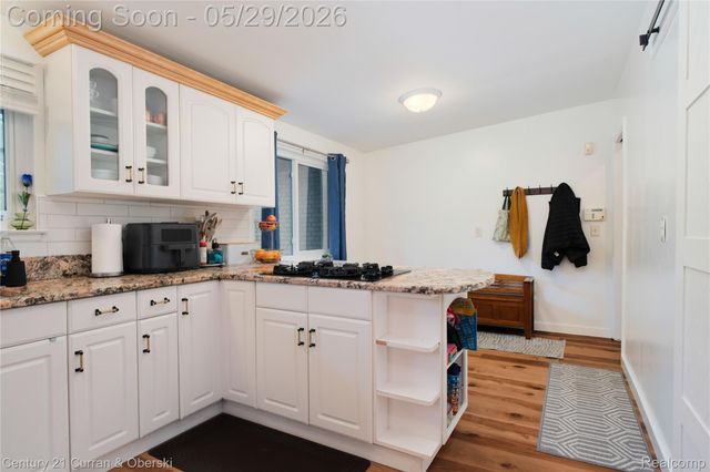 23592 Plumbrooke Drive, Southfield, MI 48075