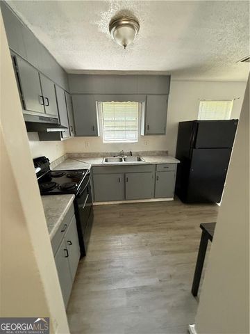 1524 Burton Avenue, Macon, GA 31204