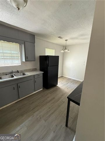 1524 Burton Avenue, Macon, GA 31204