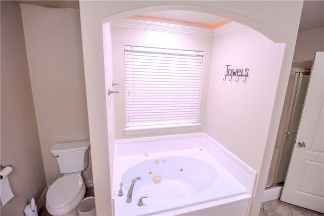 202 Dawn Drive, Centerton, AR 72719