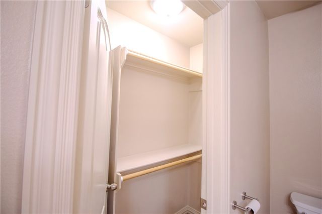 202 Dawn Drive, Centerton, AR 72719