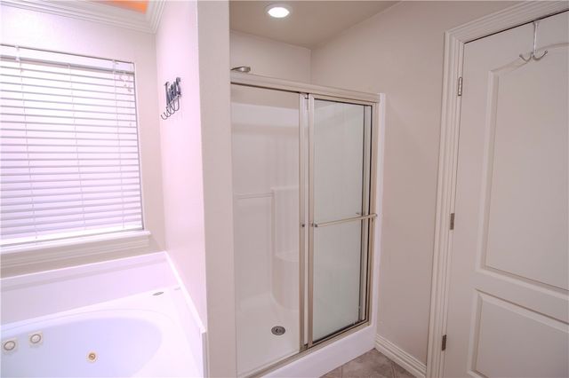 202 Dawn Drive, Centerton, AR 72719