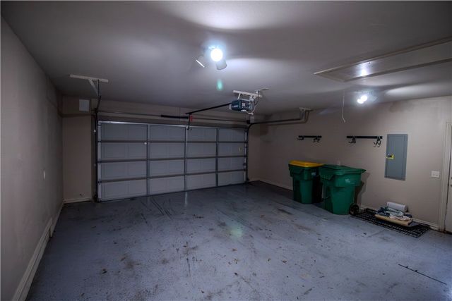 202 Dawn Drive, Centerton, AR 72719