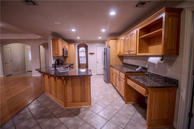 202 Dawn Drive, Centerton, AR 72719