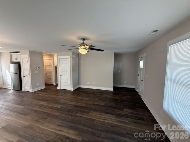 1402 Martin Luther King Jr Avenue B, Kannapolis, NC 28083