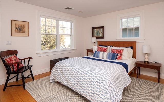 4 Kay Terrace, Newport, RI 02840