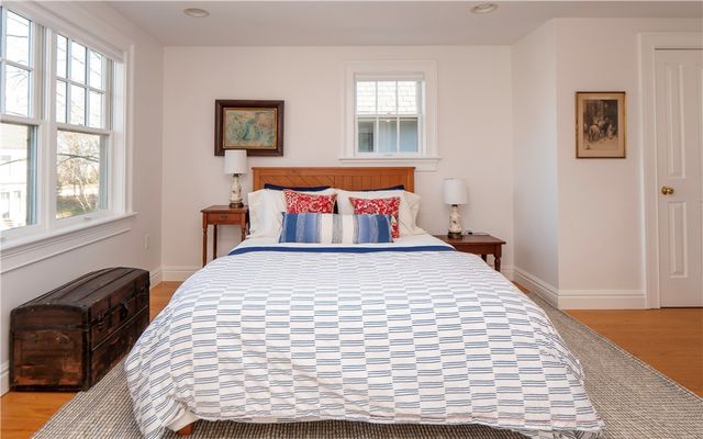 4 Kay Terrace, Newport, RI 02840