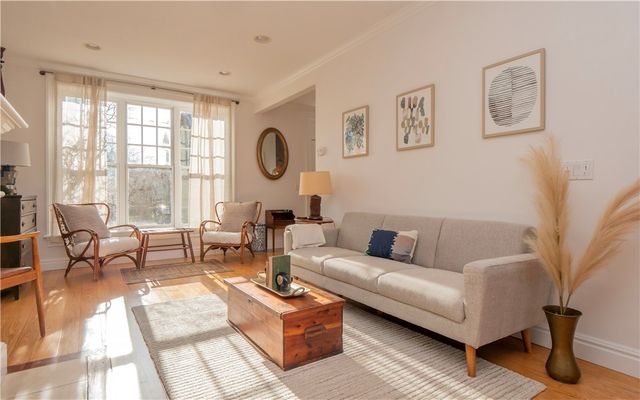 4 Kay Terrace, Newport, RI 02840