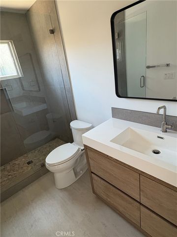 1106 Victoria D, Costa Mesa, CA 92627