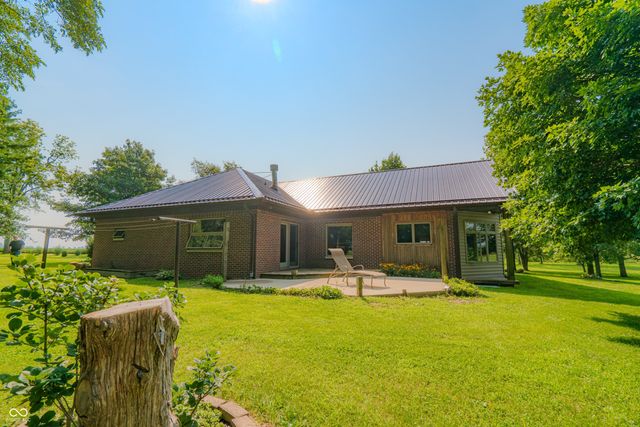 3999 W 950 S, Waveland, IN 47989