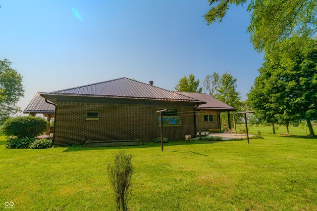 3999 W 950 S, Waveland, IN 47989