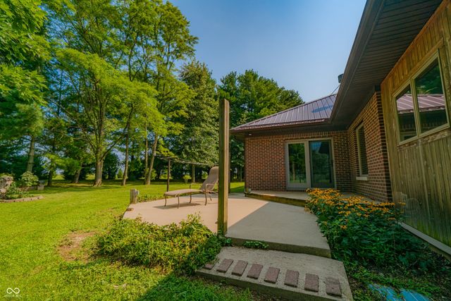 3999 W 950 S, Waveland, IN 47989