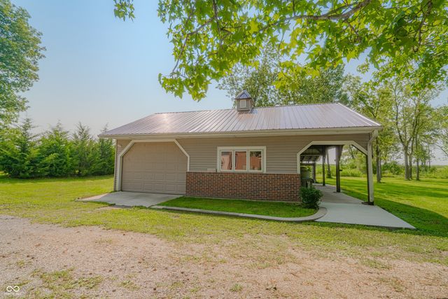 3999 W 950 S, Waveland, IN 47989
