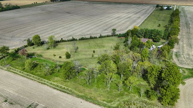 3999 W 950 S, Waveland, IN 47989