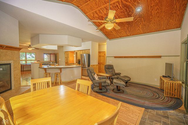 3999 W 950 S, Waveland, IN 47989