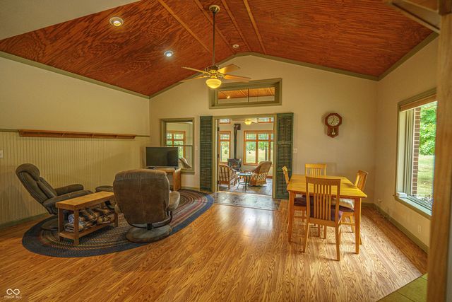 3999 W 950 S, Waveland, IN 47989