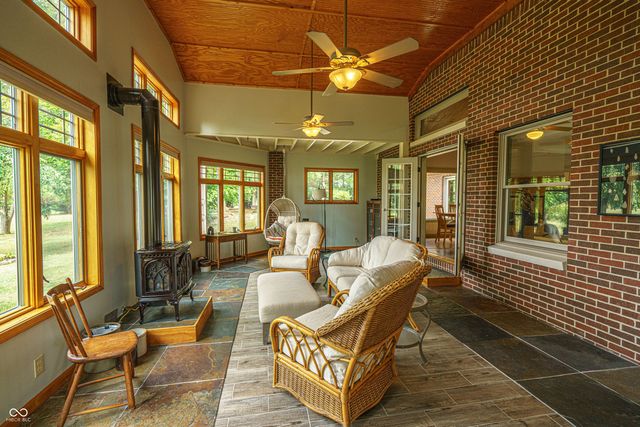 3999 W 950 S, Waveland, IN 47989