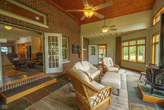 3999 W 950 S, Waveland, IN 47989