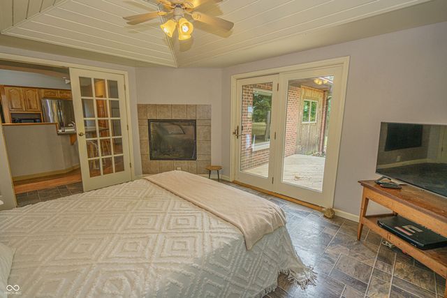 3999 W 950 S, Waveland, IN 47989