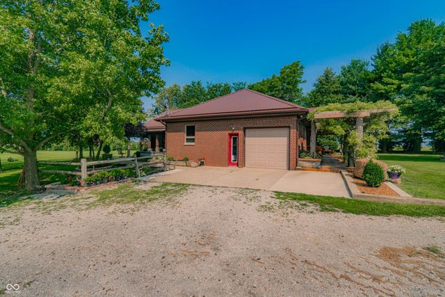 3999 W 950 S, Waveland, IN 47989